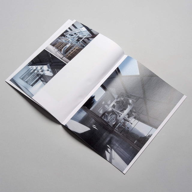 Slideshow review - issue 002