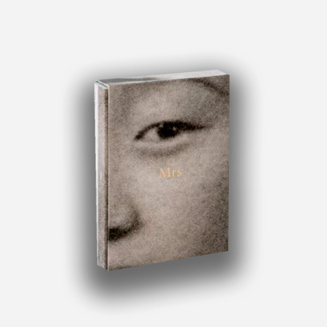 Lee Suwon Mr & Mrs /English