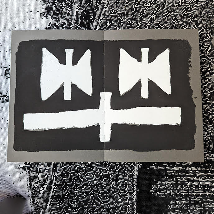 Lagoon Review 6 - Plain