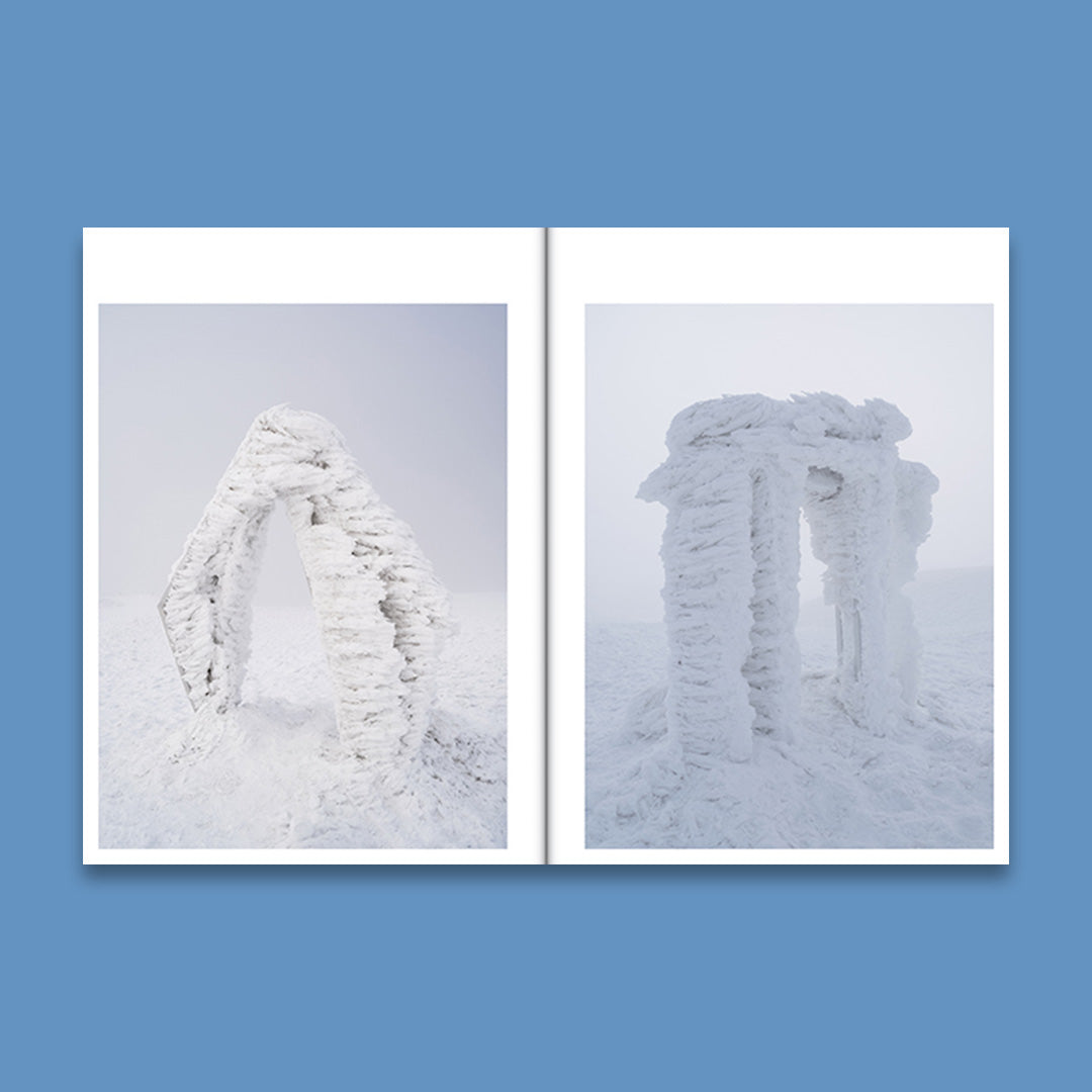 Crystalline thresholds - les portes de givre