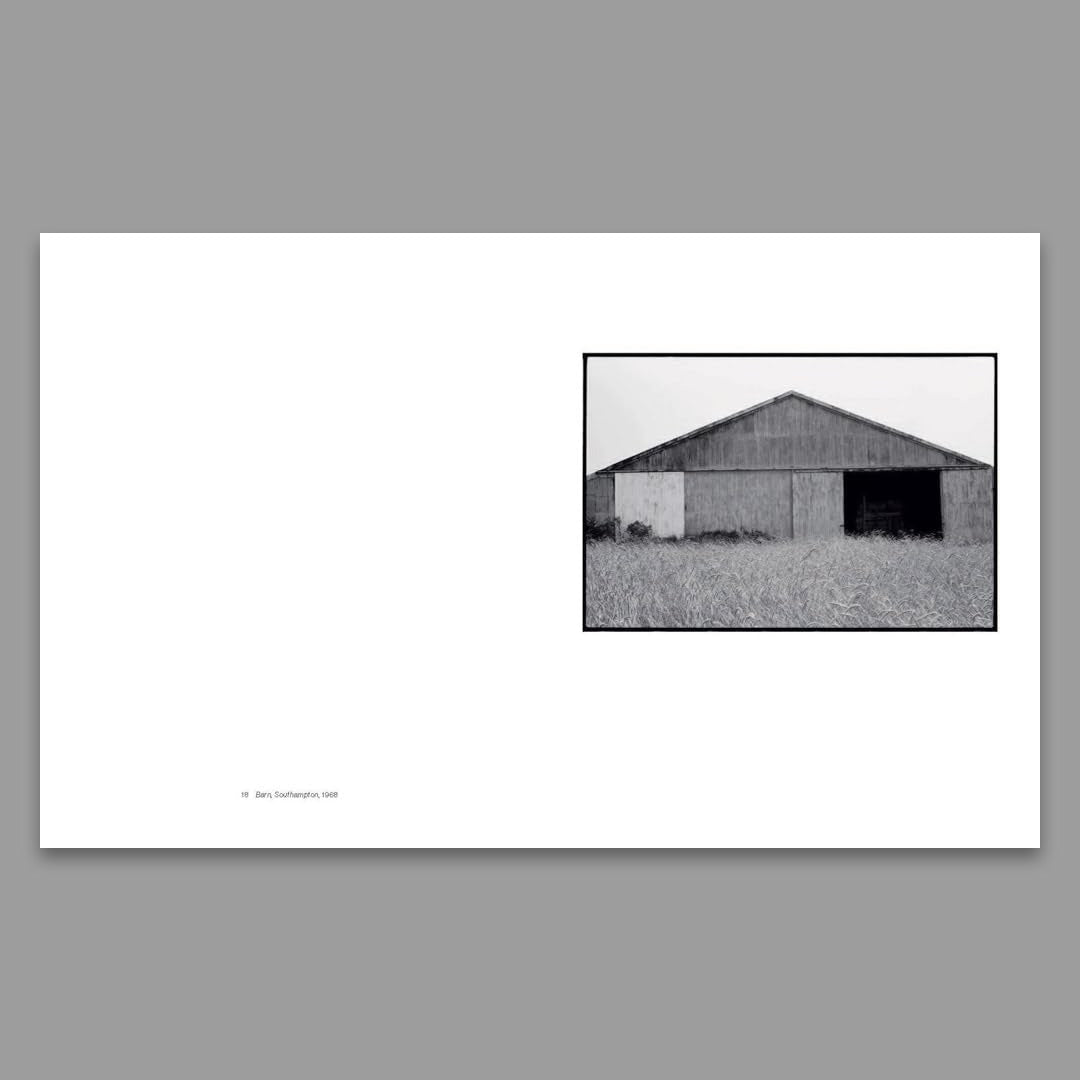 Shape, Ground, Shadow: The Photographs of Ellsworth Kelly /English