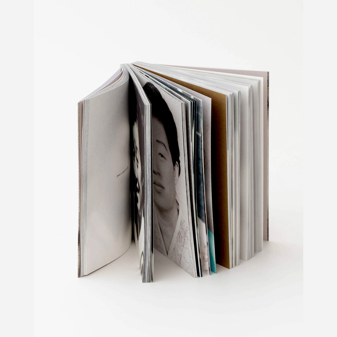 Lee Suwon Mr & Mrs /English