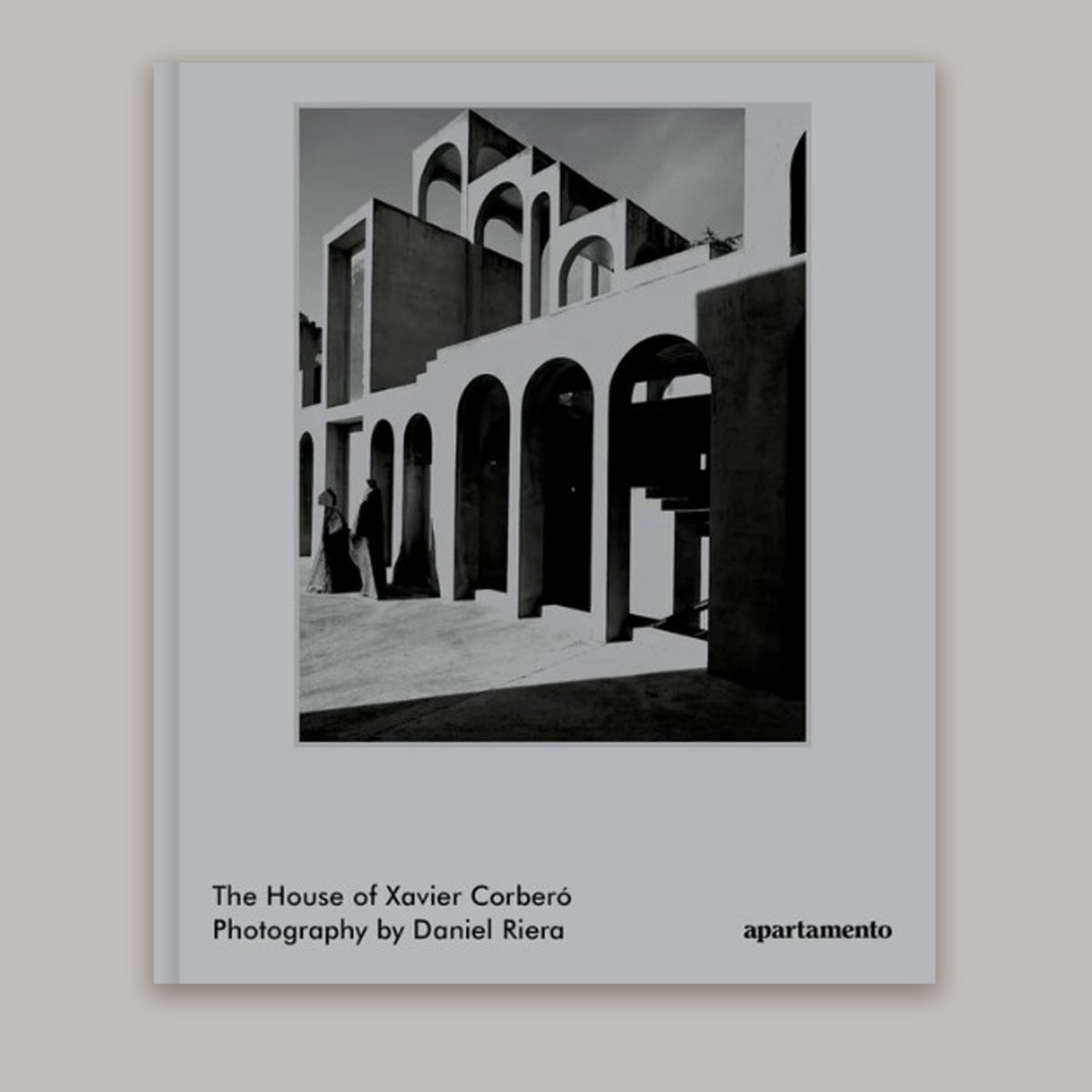 The house of xavier corberó : photography by daniel riera