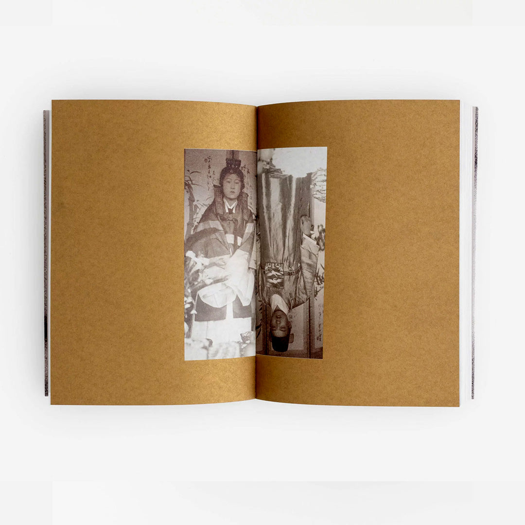 Lee Suwon Mr & Mrs /English