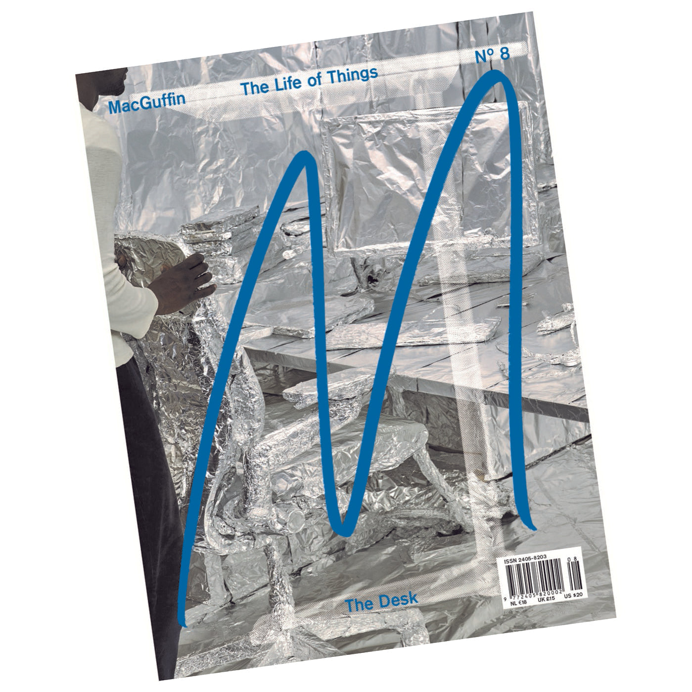 Macguffin 08: the desk / spring 2020