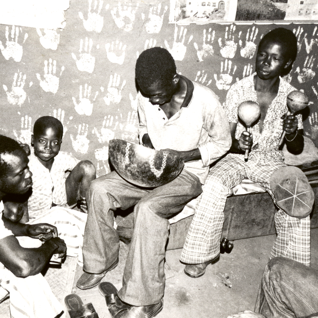 Afrosonica (livre + vinyl)