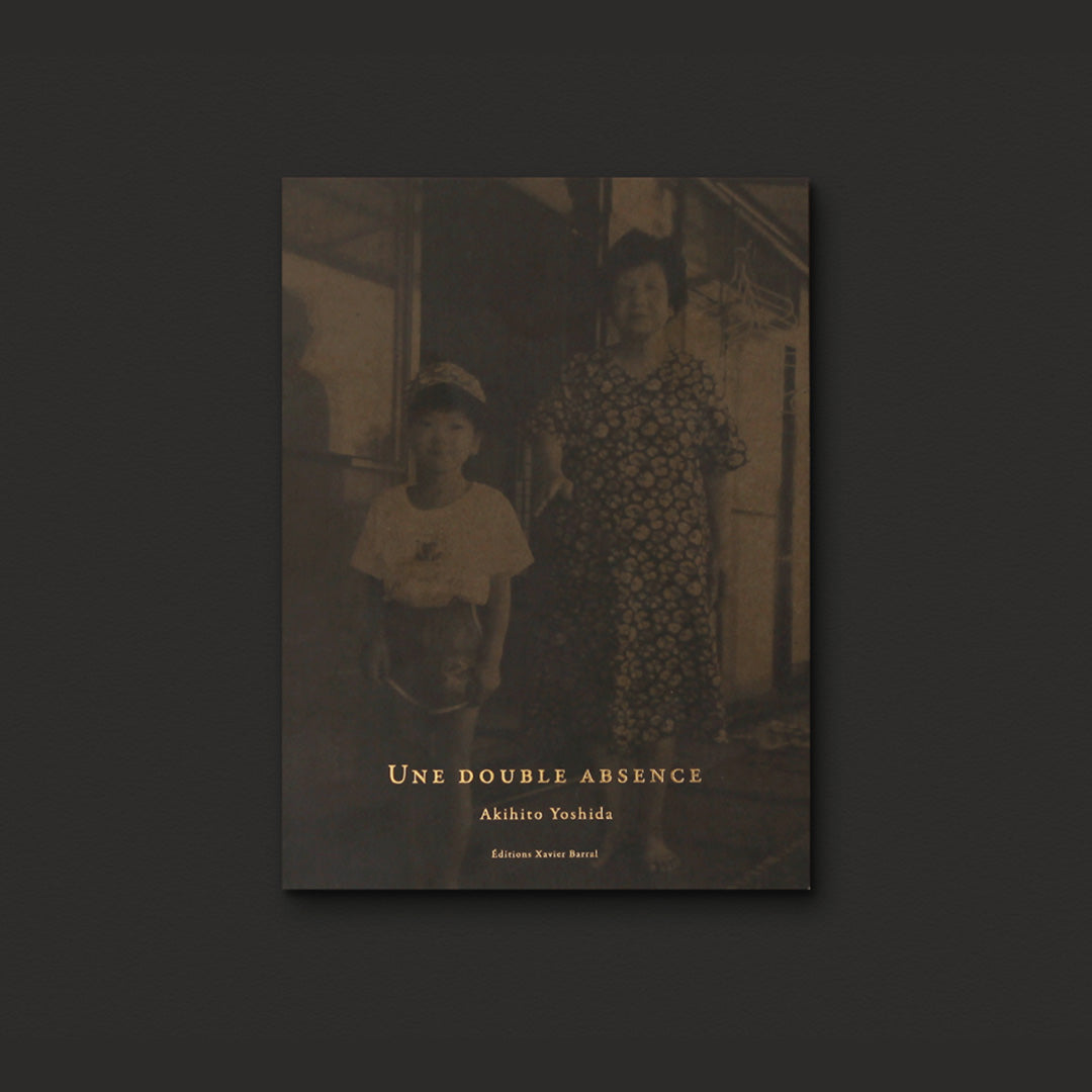 une double absence