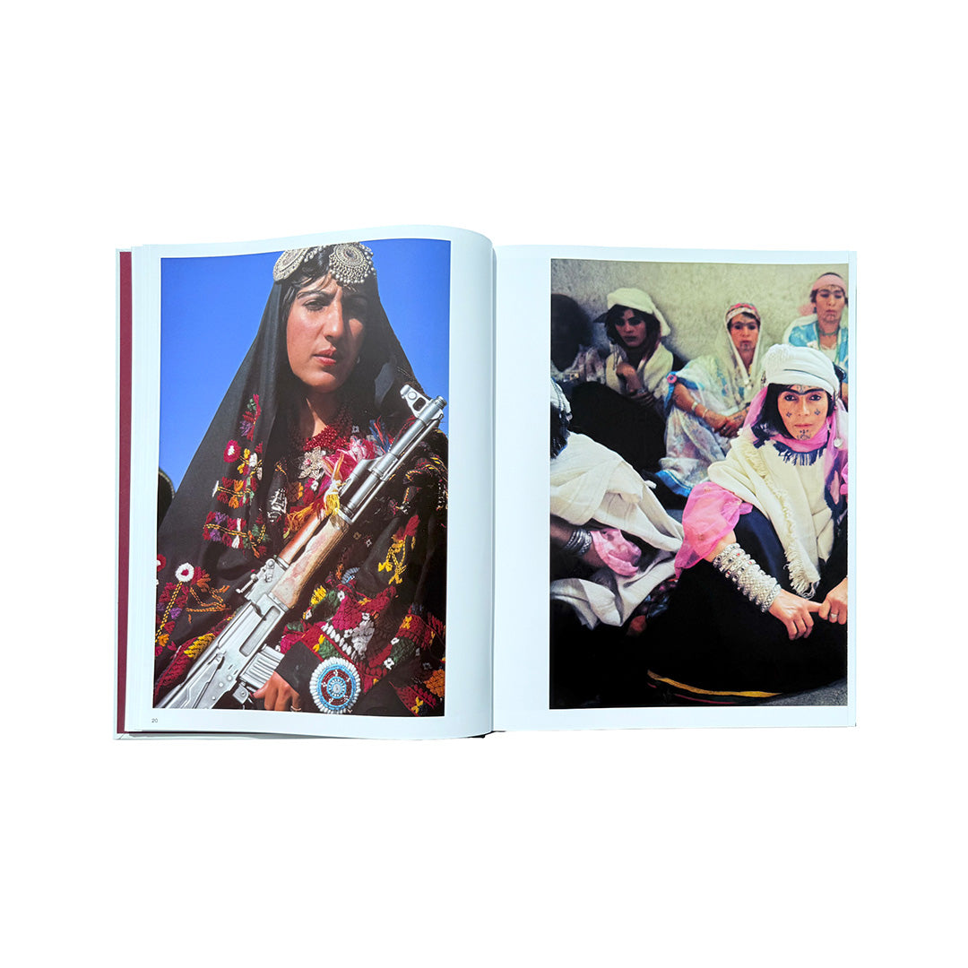 WOMEN النساء