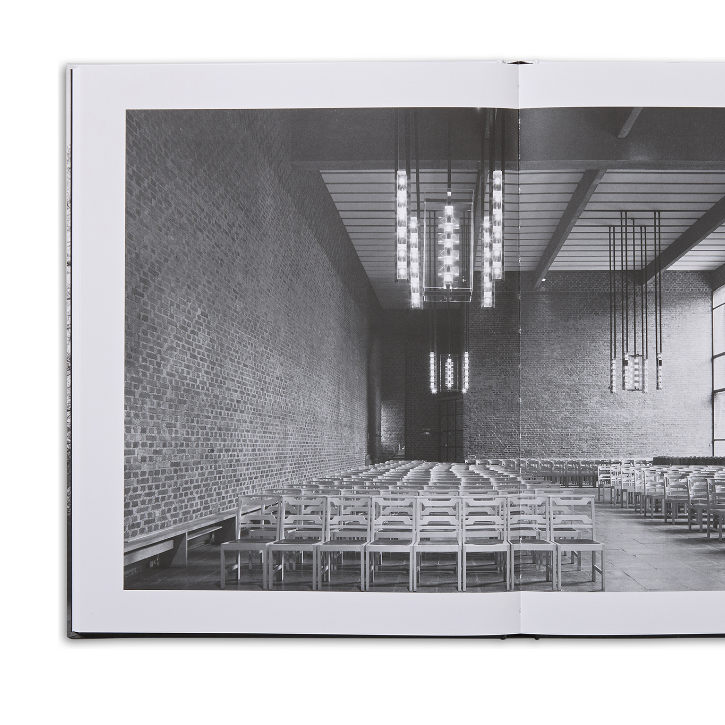 Architecture by Peter Celsing Photographed by  Hakansson